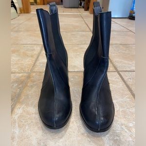 Max studio leather sole boots